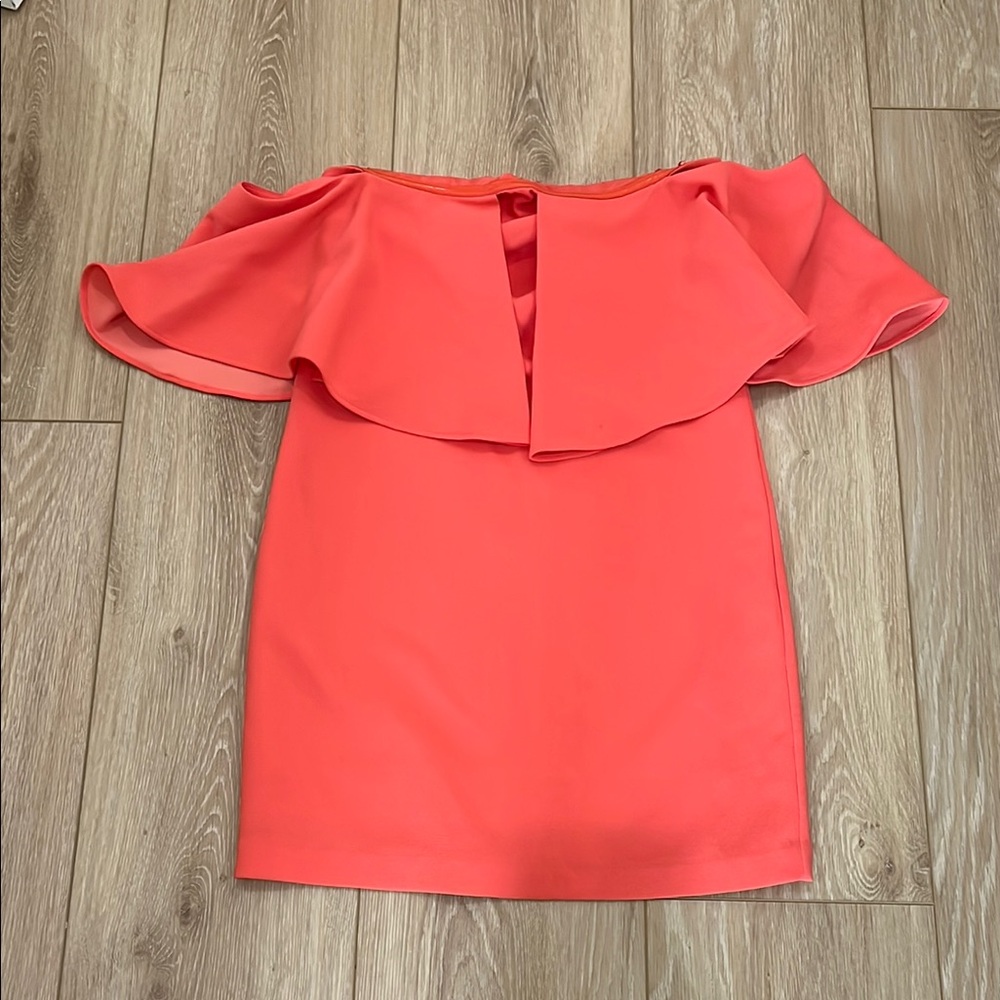 Trina Turk - Elegant Coral Off-Shoulder/Strapless Dress